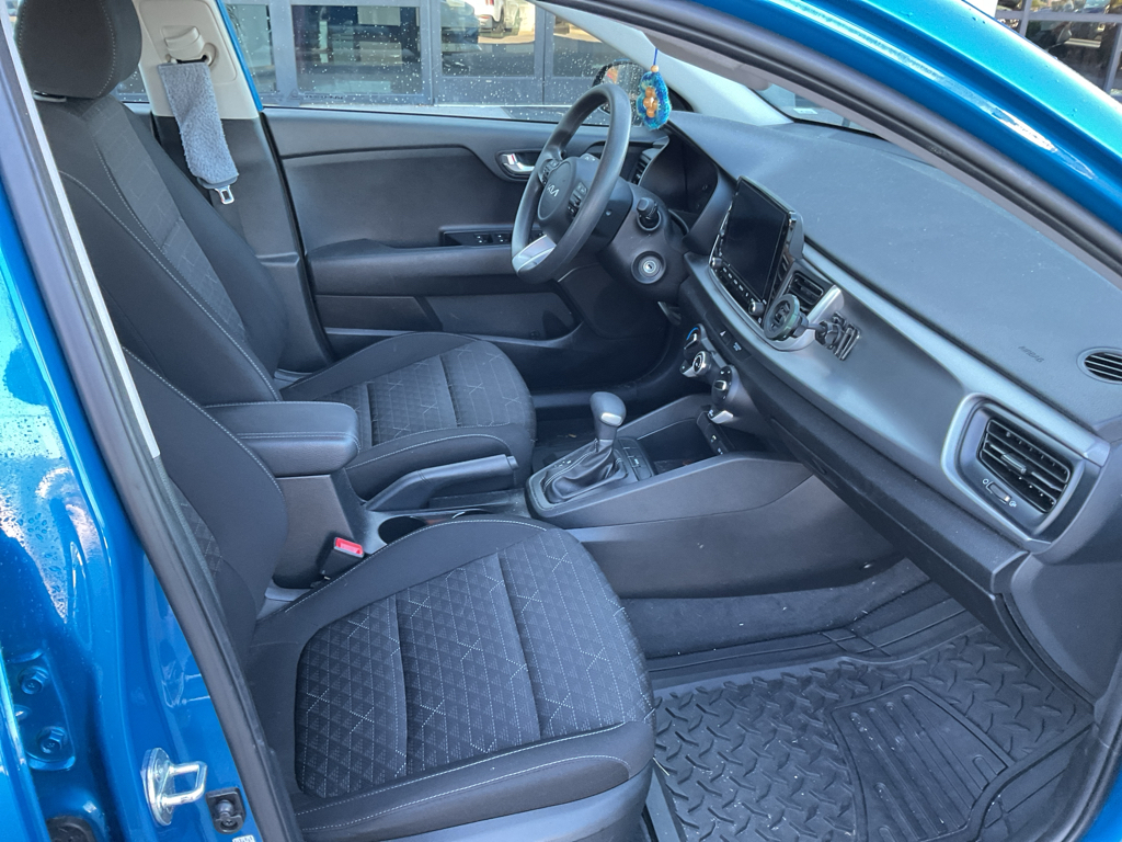 2023 Kia Rio S photo 9