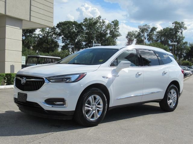 2018 Buick Enclave Essence photo 3