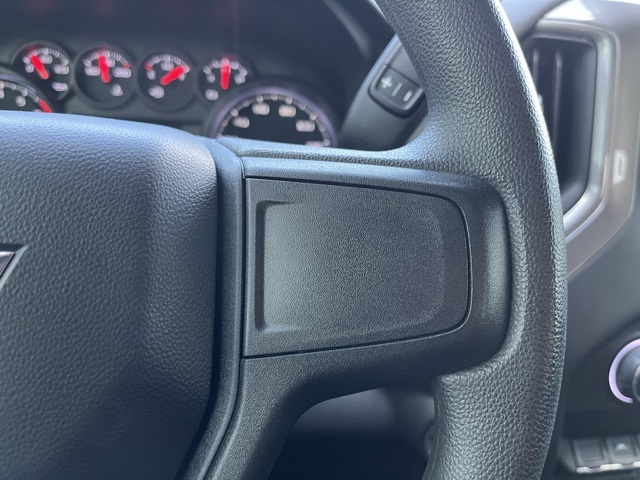 2023 Chevrolet Silverado 1500 Custom photo 15