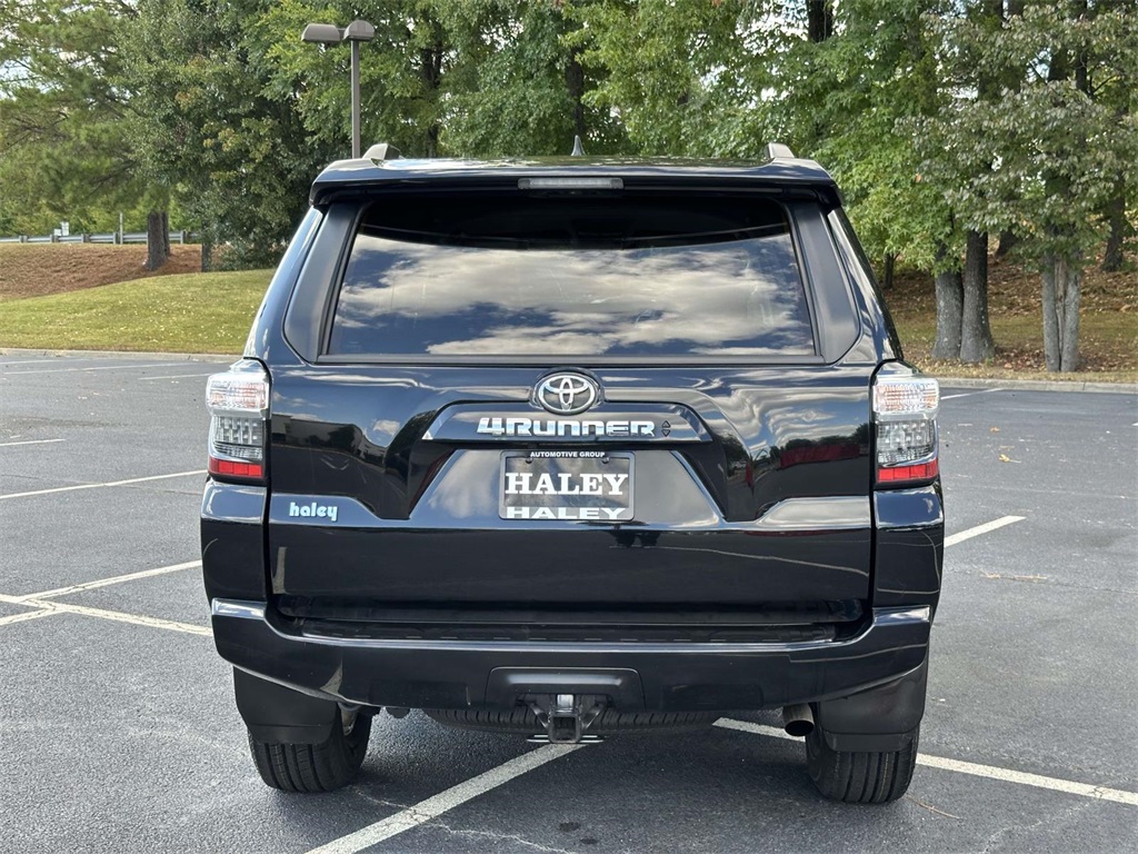 2024 Toyota 4Runner SR5 photo 8