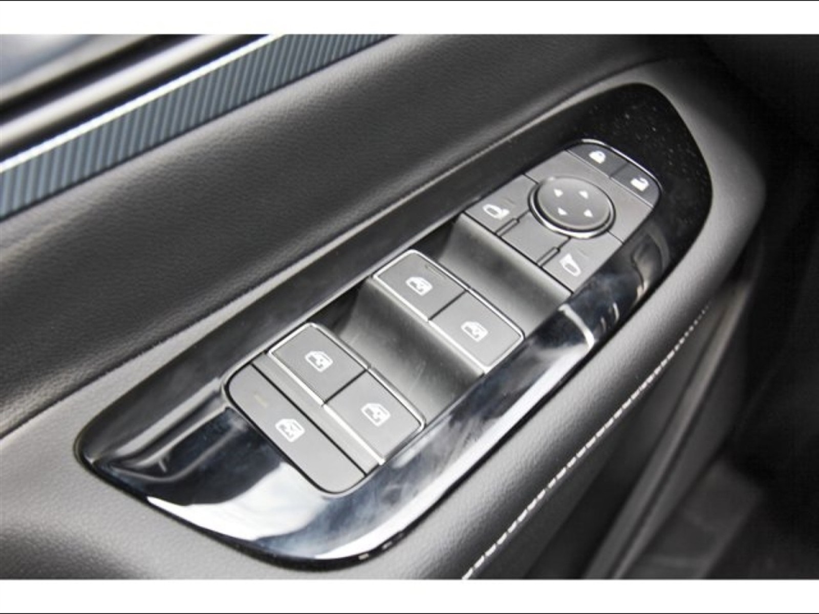 2025 Nissan Murano SL - 11