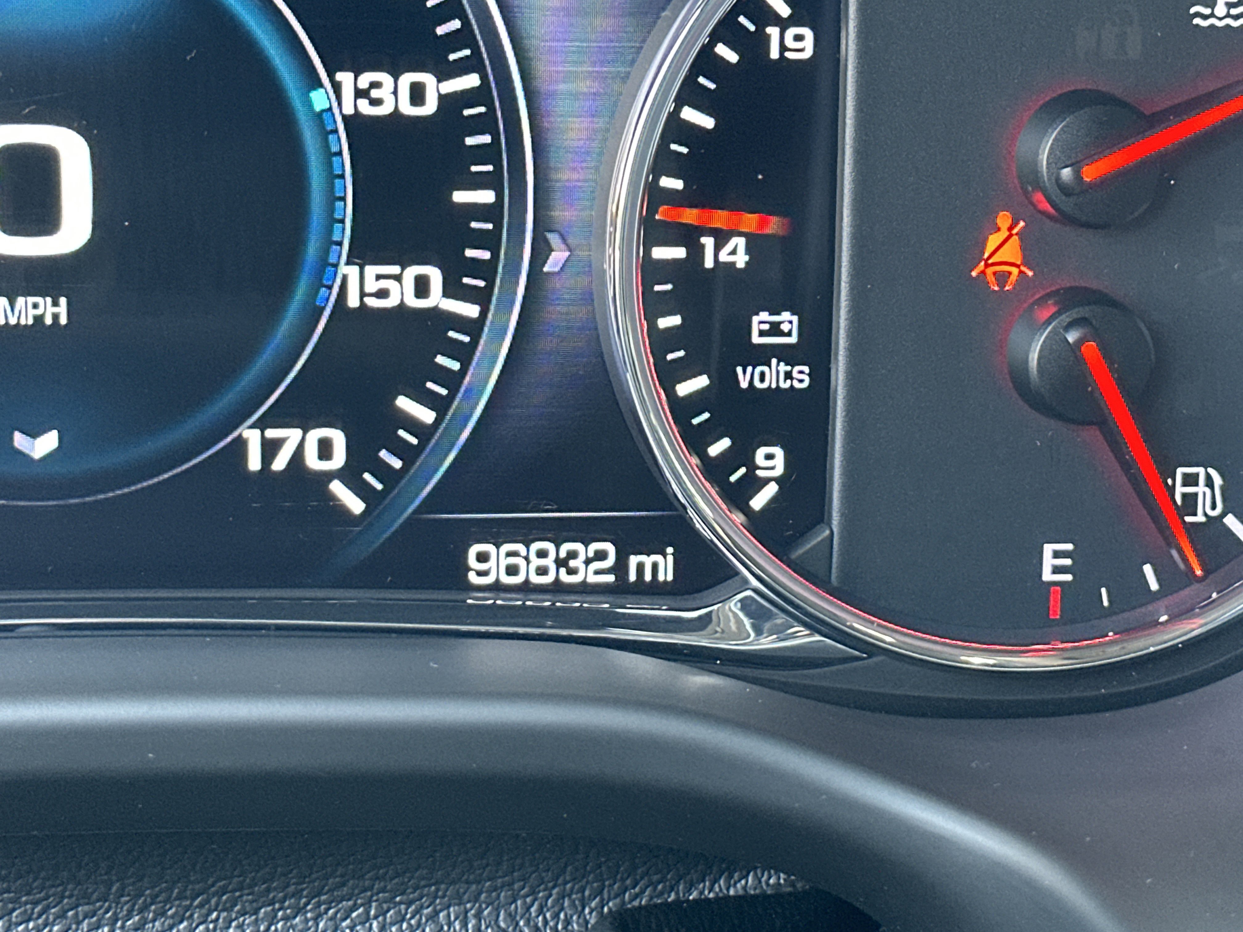 2018 Gmc Acadia Denali photo 2