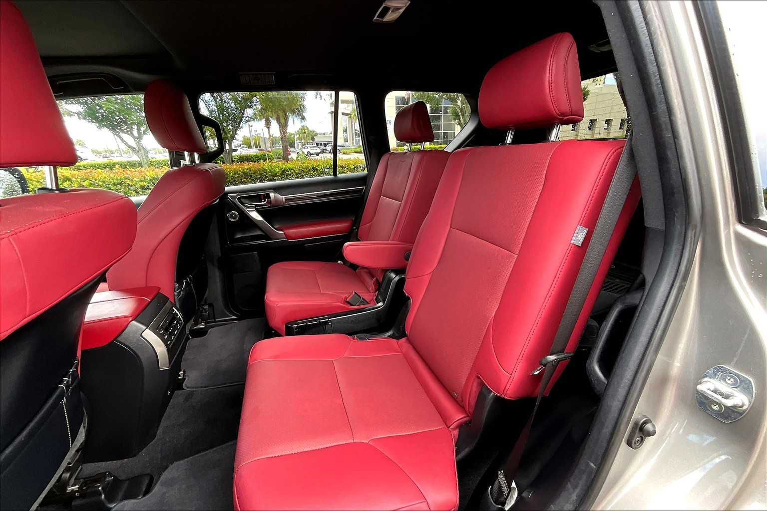 2023 Lexus GX 460 Premium photo 19
