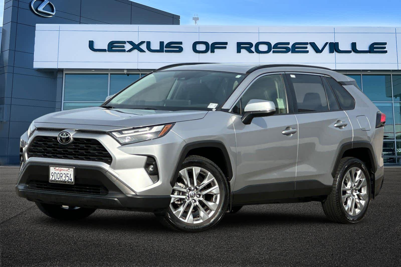 2023 Toyota RAV4 XLE Premium