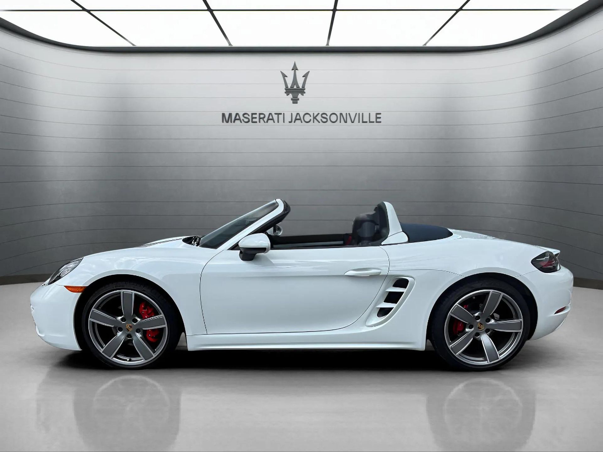 2024 Porsche Boxster S photo 11