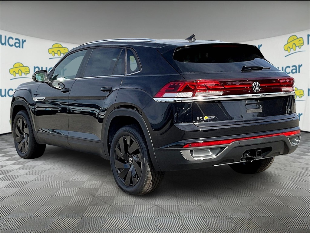 2026 Volkswagen Atlas Cross Sport SE Technology photo 2