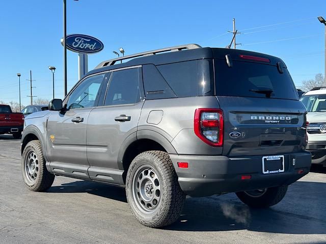 2024 Ford Bronco Sport Badlands photo 5