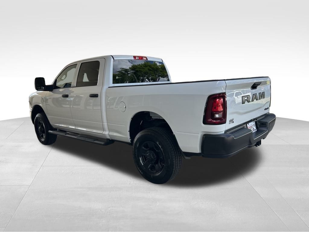 2025 Ram 2500 Tradesman photo 4