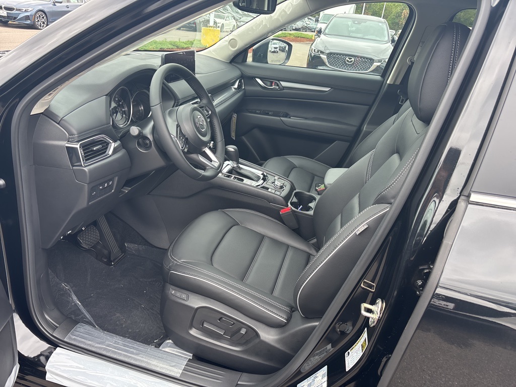 2025 Mazda CX-5 2.5 S Preferred photo 8