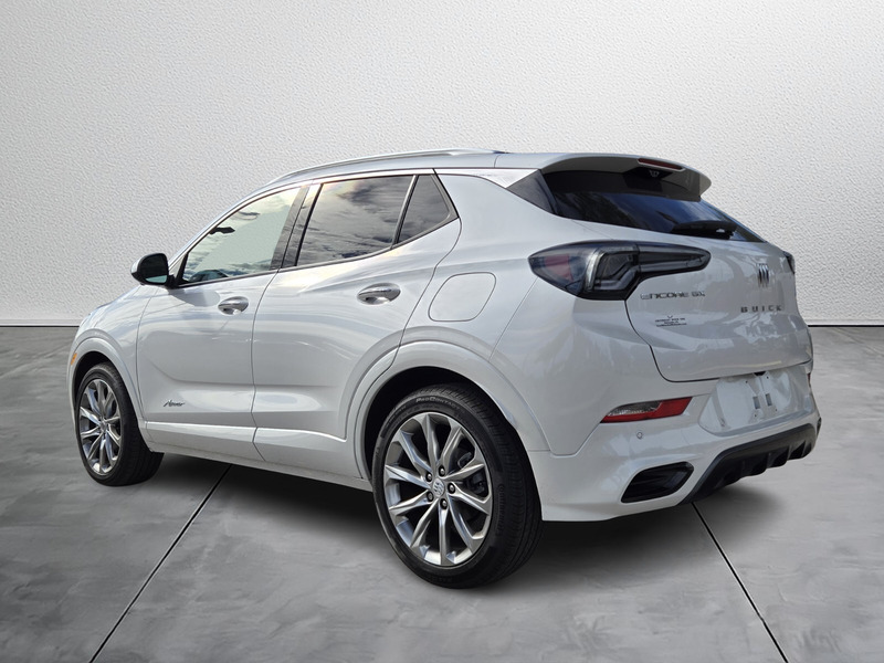 2024 Buick Encore GX Avenir photo 3