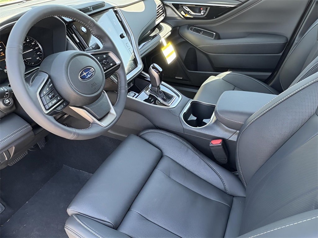 2025 Subaru Outback Touring XT photo 12