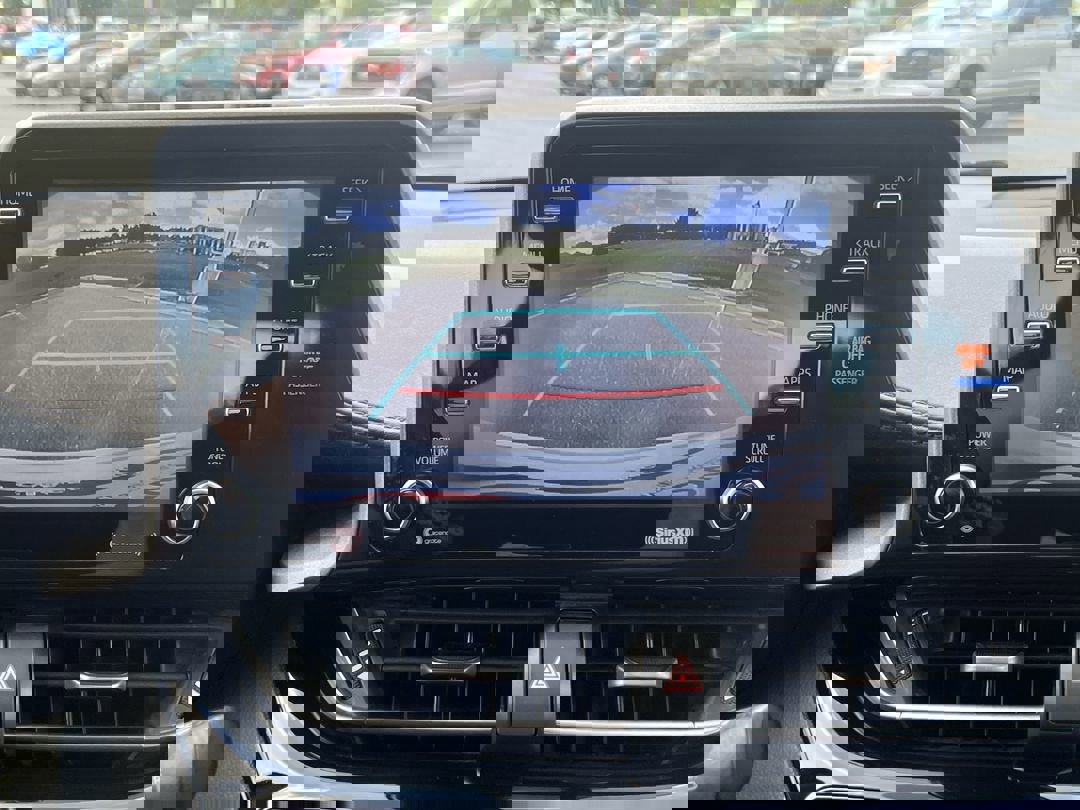 2021 Toyota C-HR LE photo 19