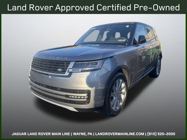 2025 Land Rover Range Rover SE's photo