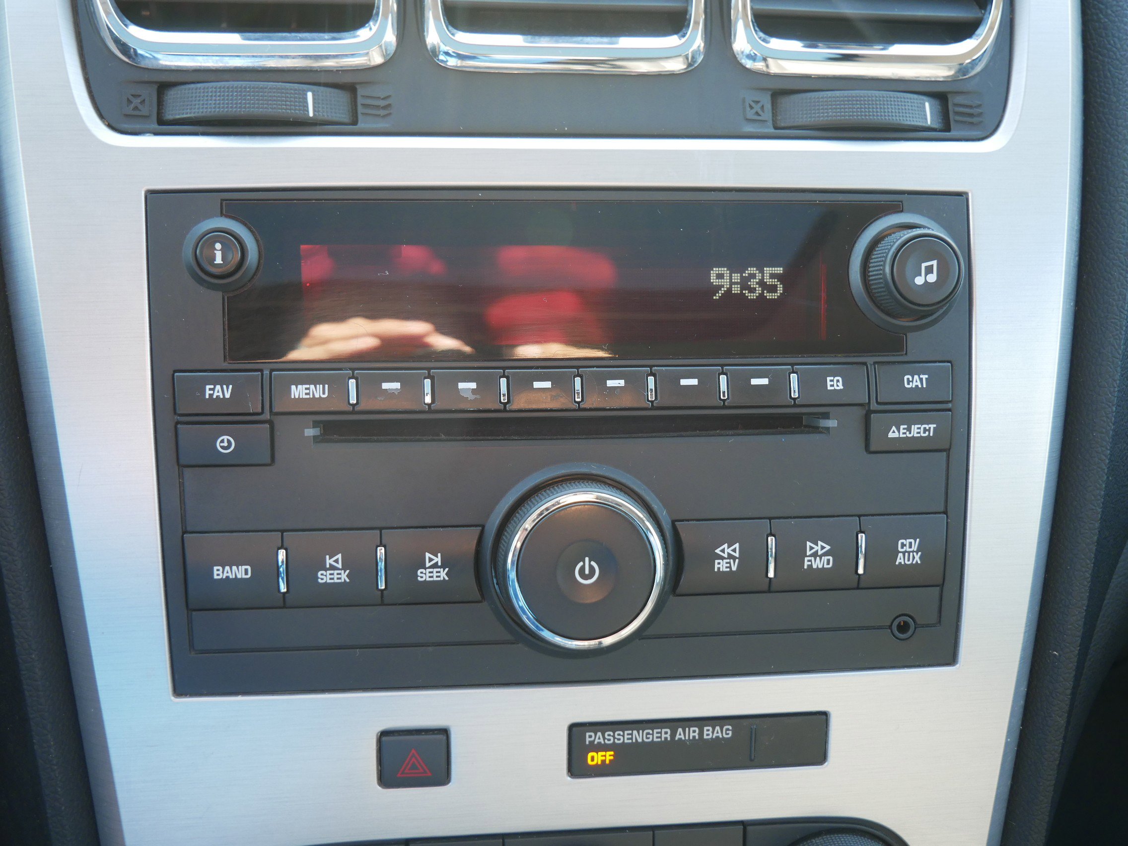 2011 Gmc Acadia SLE photo 17