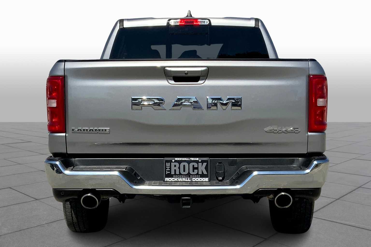2025 Ram 1500 Laramie photo 4