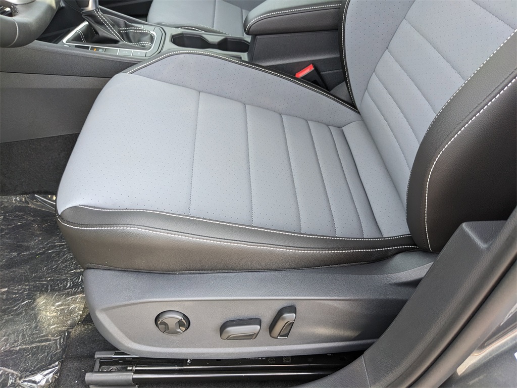 2025 Volkswagen Jetta 1.5T SE photo 18
