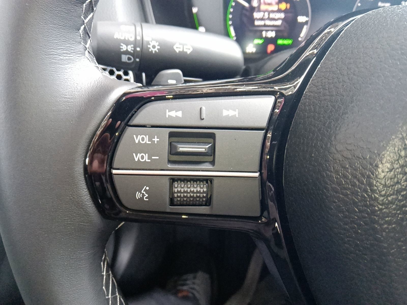 2026 Honda Civic Hybrid Sport Touring photo 16