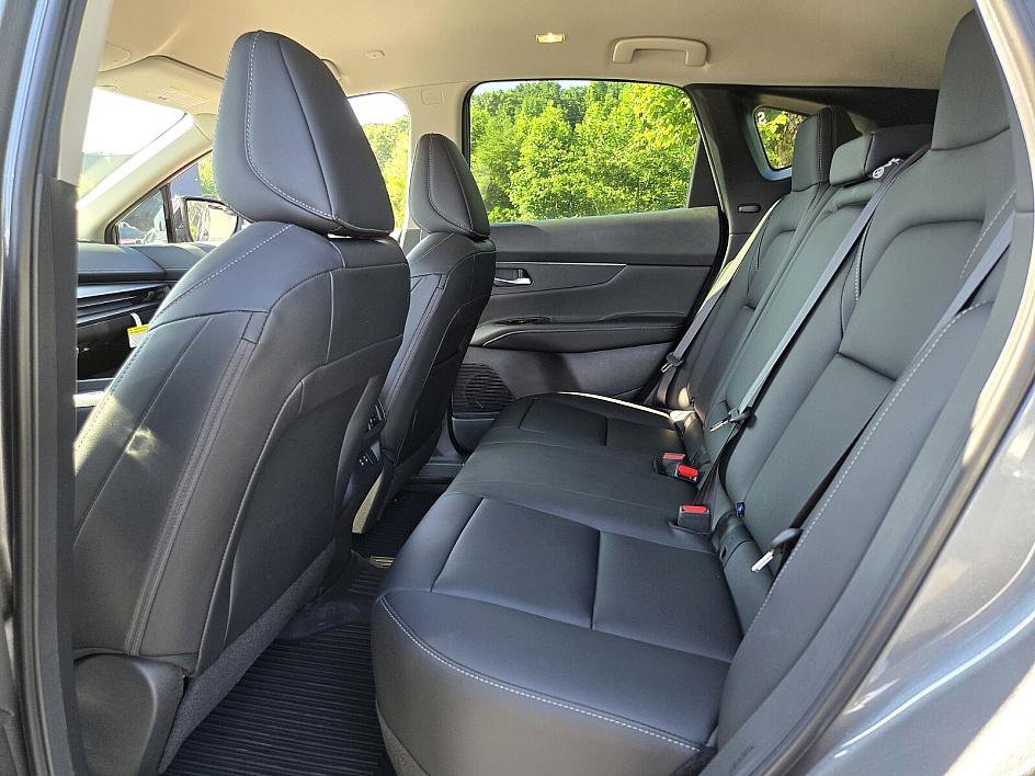2025 Nissan Murano SV photo 8