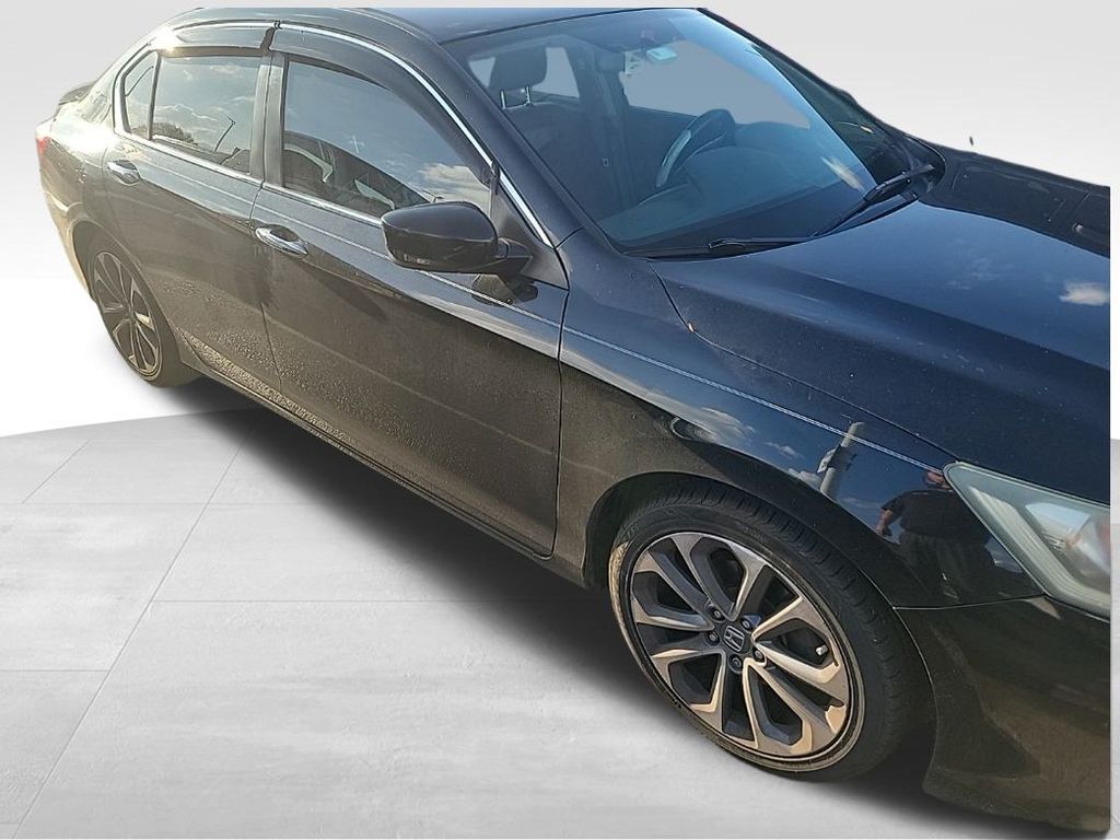 2015 Honda Accord Sport photo 3