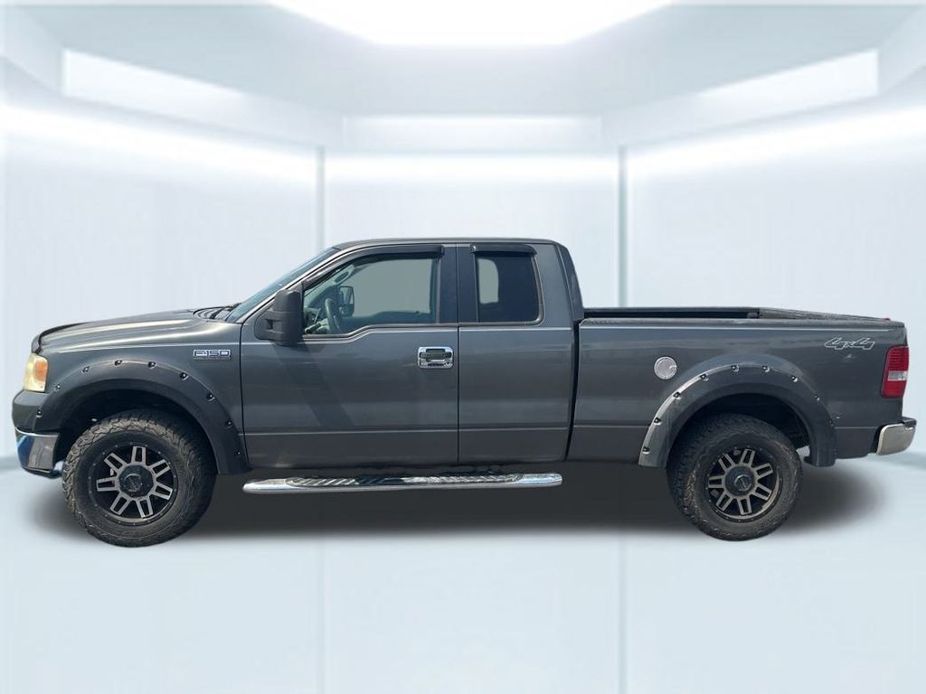 2006 Ford F-150 XLT photo 2