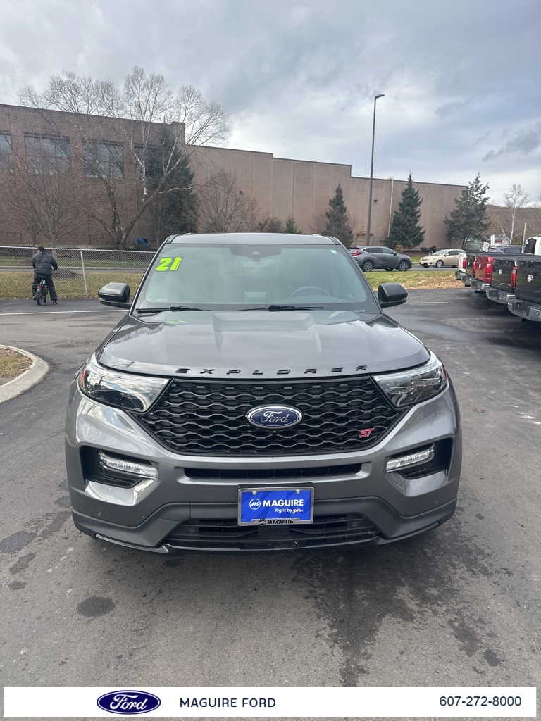 2021 Ford Explorer ST photo 2