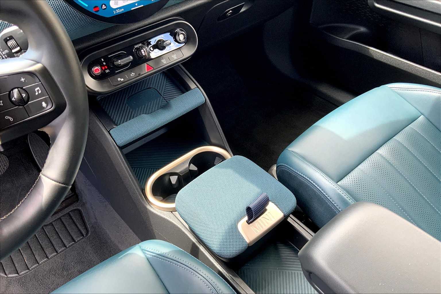 2025 Mini Countryman S ALL4 photo 12