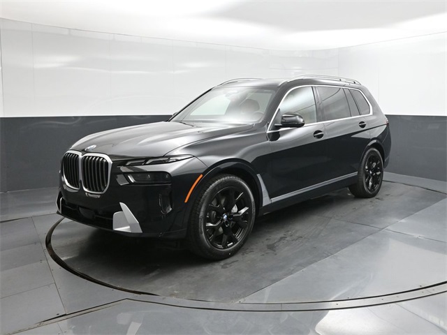 2026 BMW X7 40i's photo