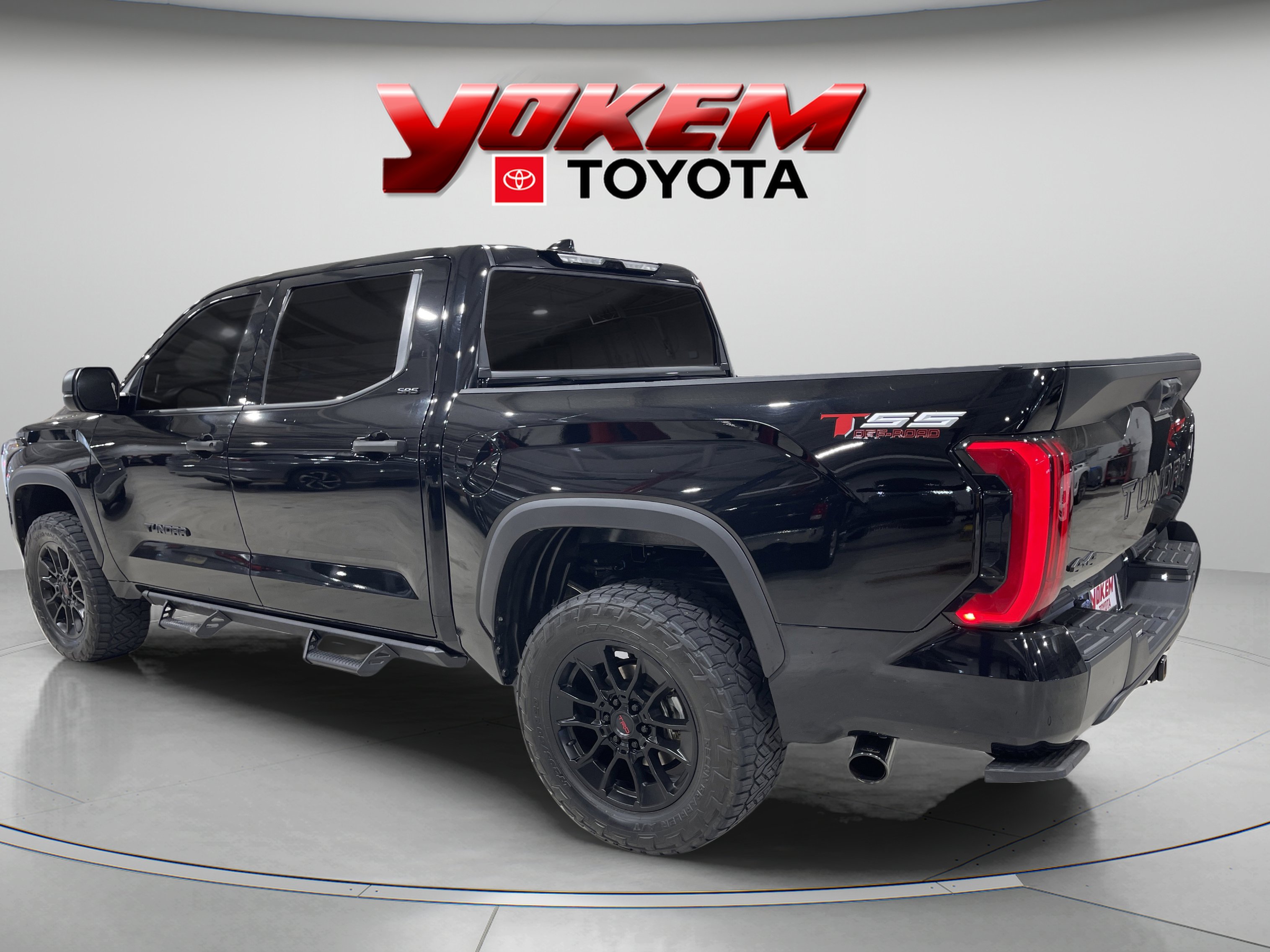 2023 Toyota Tundra SR5 photo 3