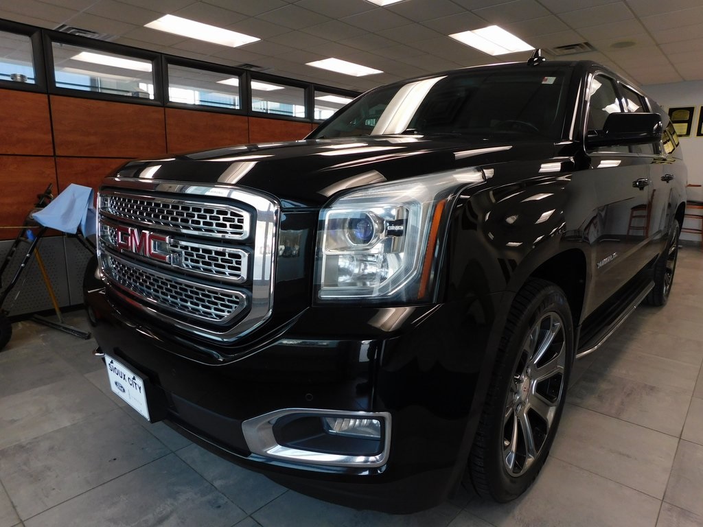 Used 2015 GMC Yukon XL SLT with VIN 1GKS2HKC7FR514719 for sale in Sioux City, IA