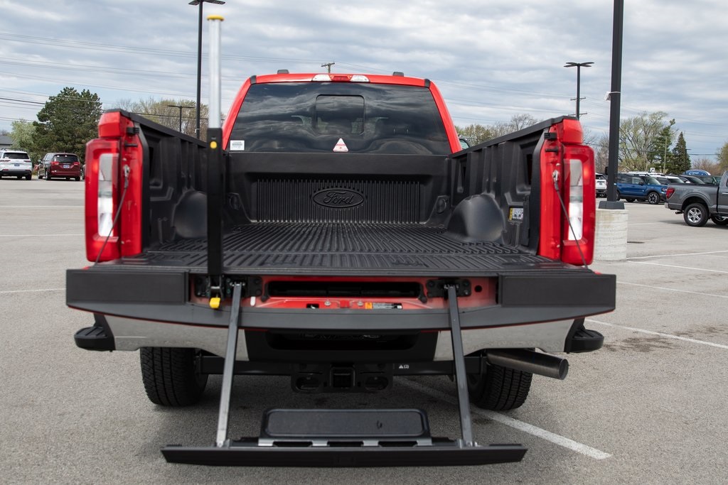 2025 Ford F-350 XL photo 14