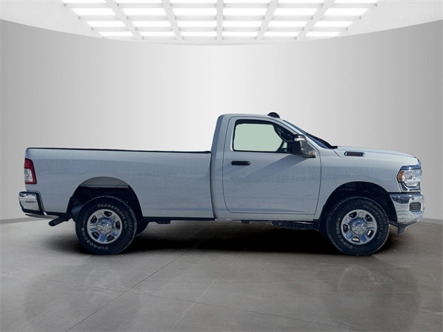 2024 Ram 2500 Tradesman photo 4