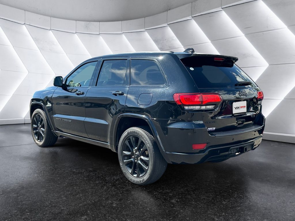 2021 Jeep Grand Cherokee Laredo X photo 6