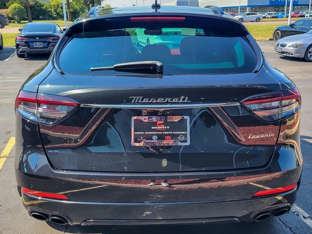 2022 Maserati Levante GT photo 4
