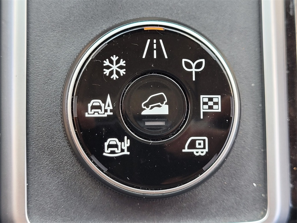 2024 Nissan Pathfinder SL photo 22