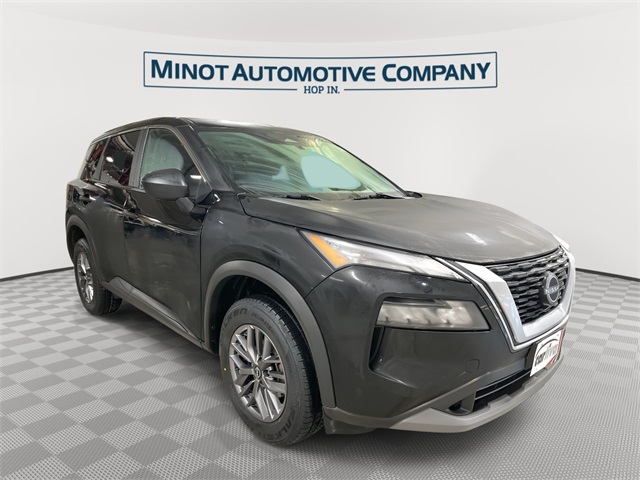 2023 Nissan Rogue S's photo