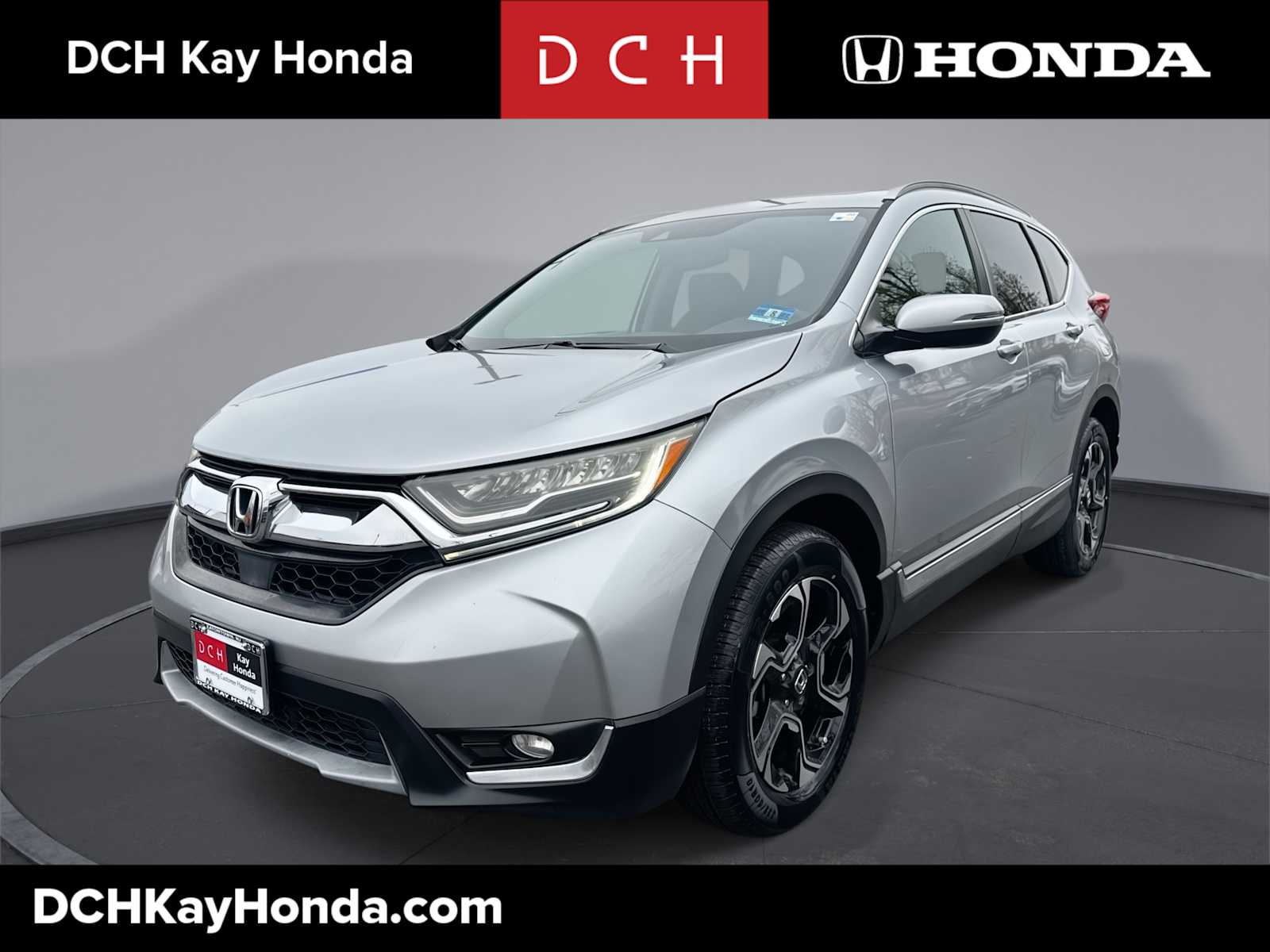 2018 Honda CR-V Touring's photo