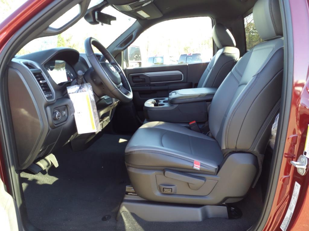 2024 Ram 4500 Tradesman photo 3