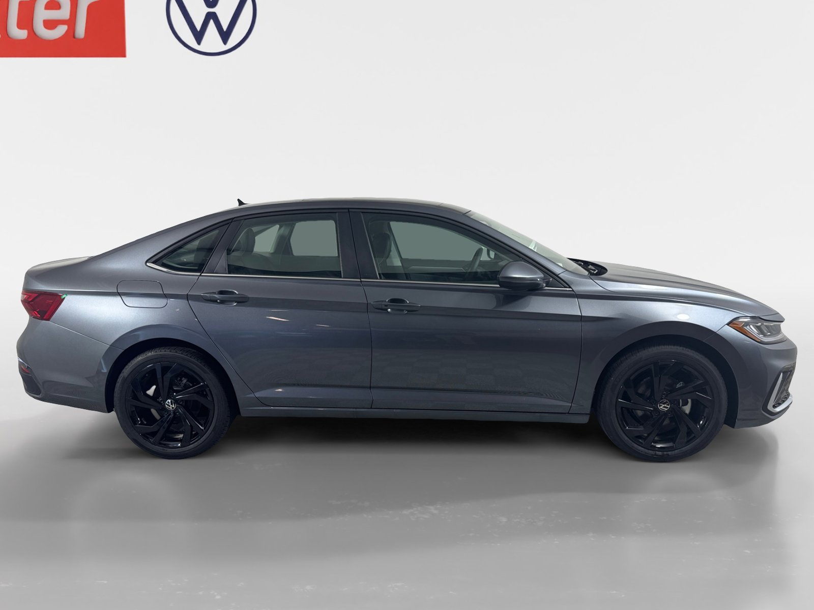 2025 Volkswagen Jetta SE photo 8