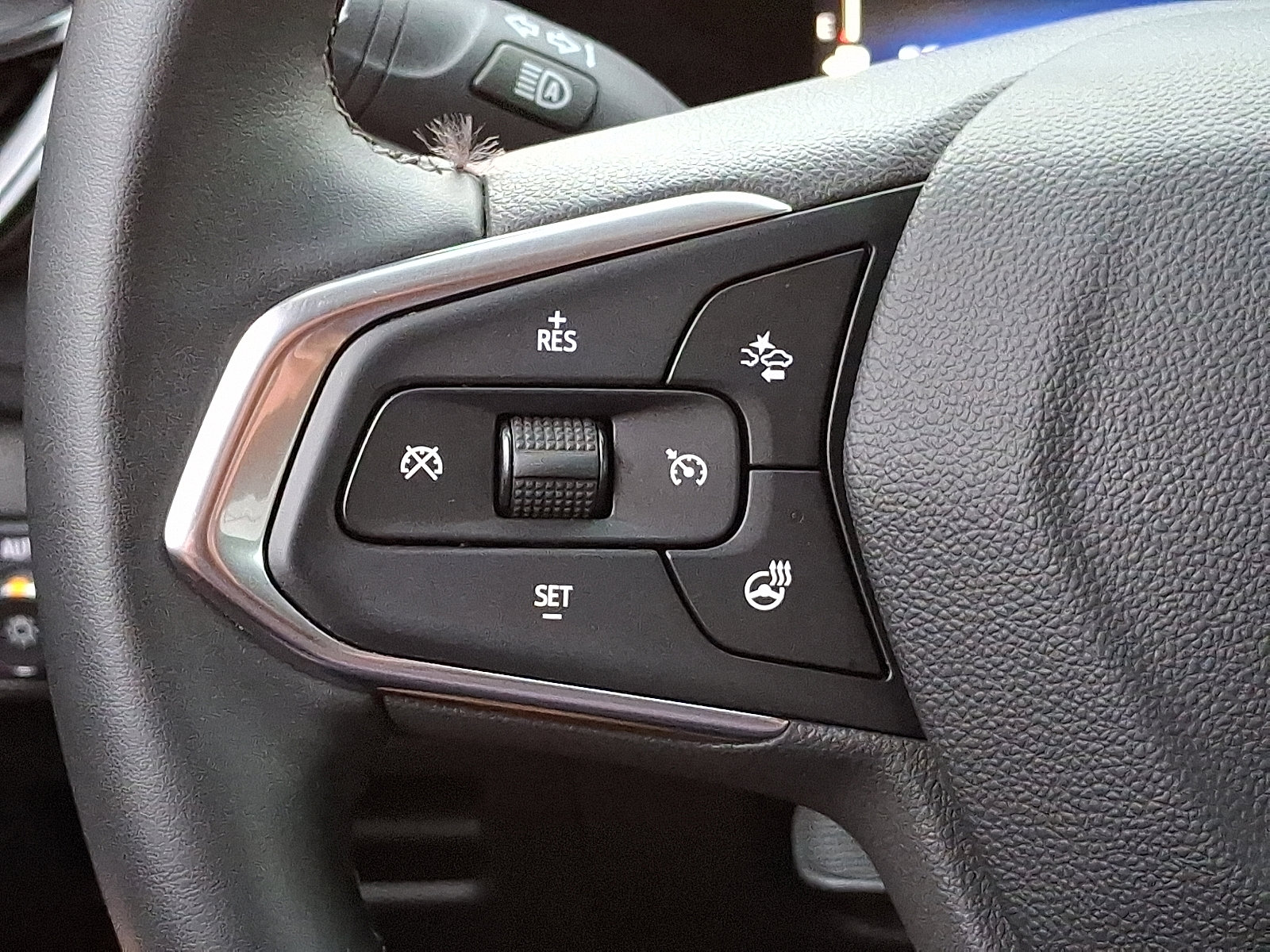 2024 Chevrolet Trailblazer LT photo 18