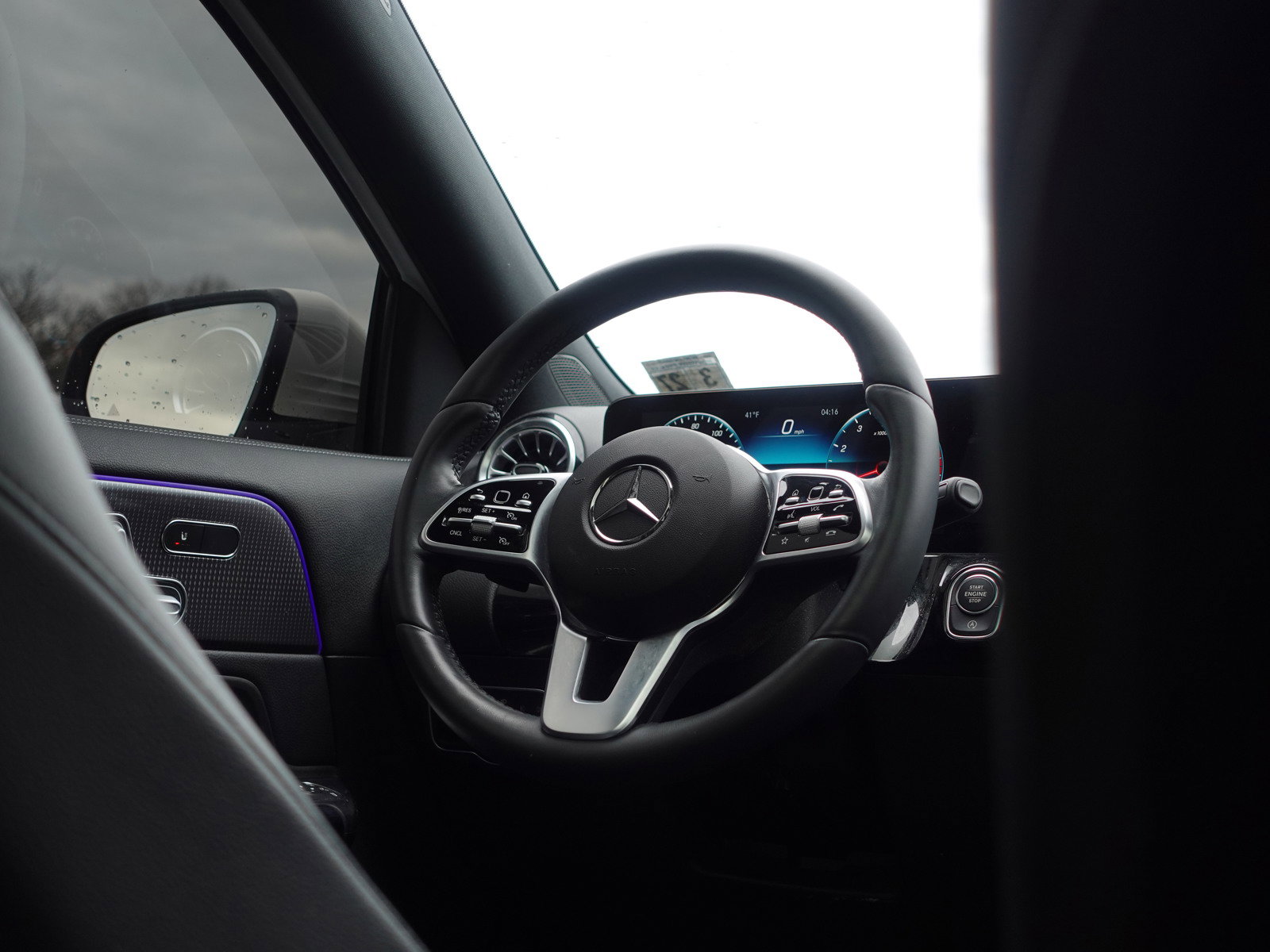2022 Mercedes Benz GLA 250 4MATIC photo 8