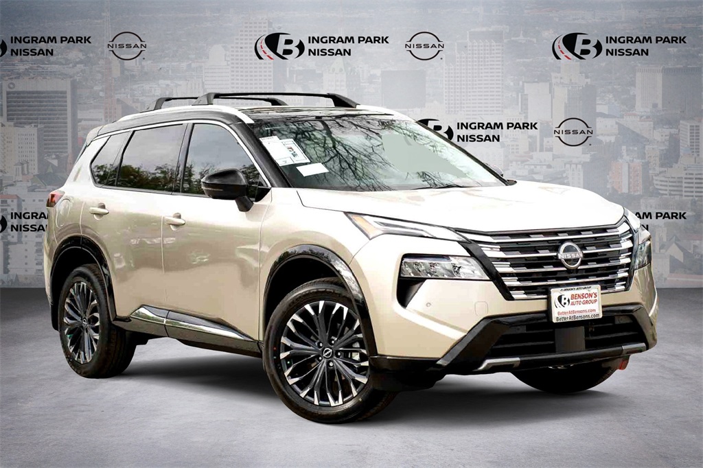 2026 Nissan Rogue Platinum's photo