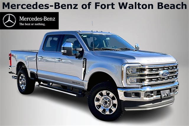 2024 Ford F-250 Super Duty Lariat's photo