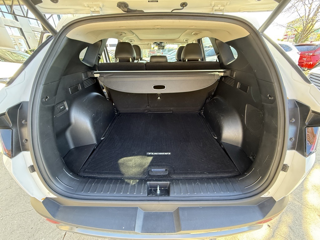 2022 Hyundai Tucson Limited photo 2