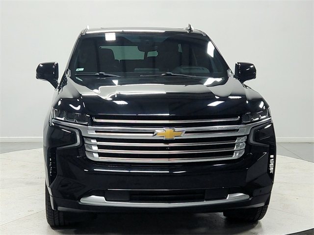 2022 Chevrolet Tahoe High Country photo 2