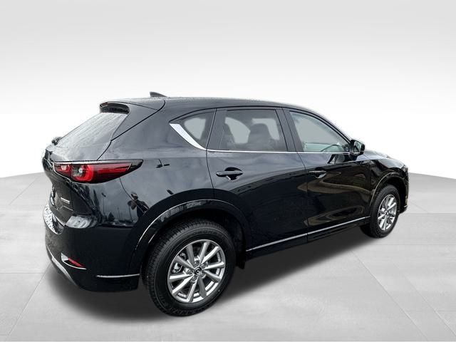 2025 Mazda CX-5 2.5 S Preferred photo 4
