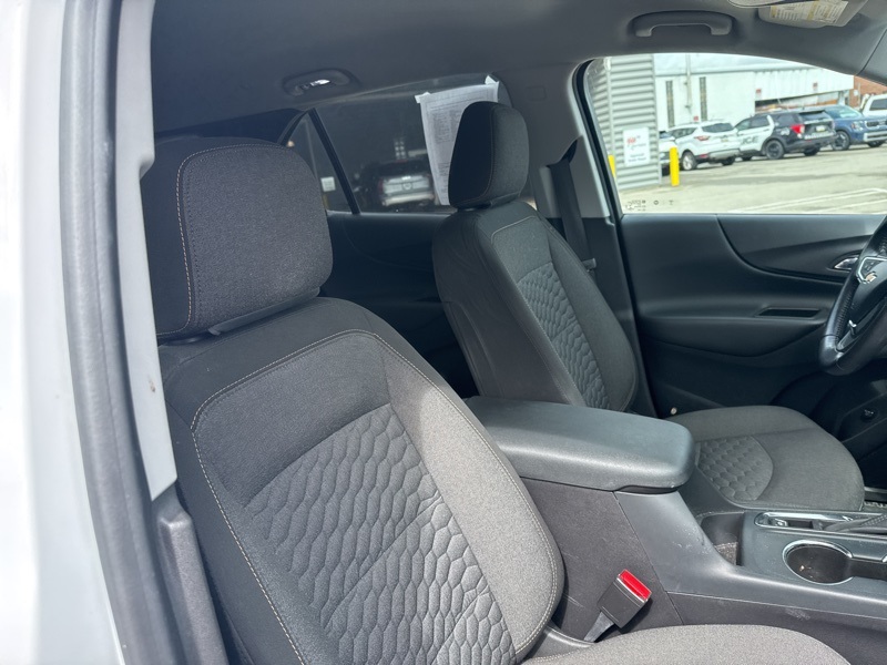 2021 Chevrolet Equinox LT photo 6
