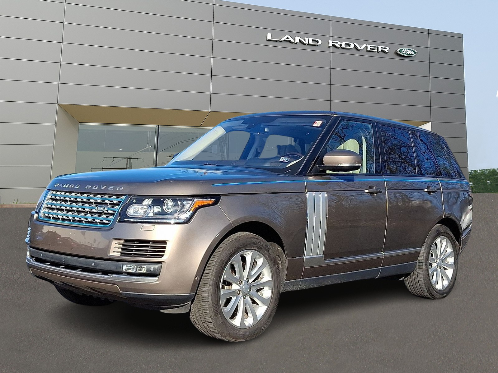2016 Land Rover Range Rover HSE's photo