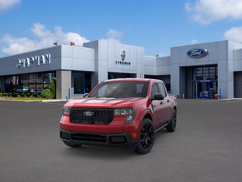 2025 Ford Maverick XLT photo 2