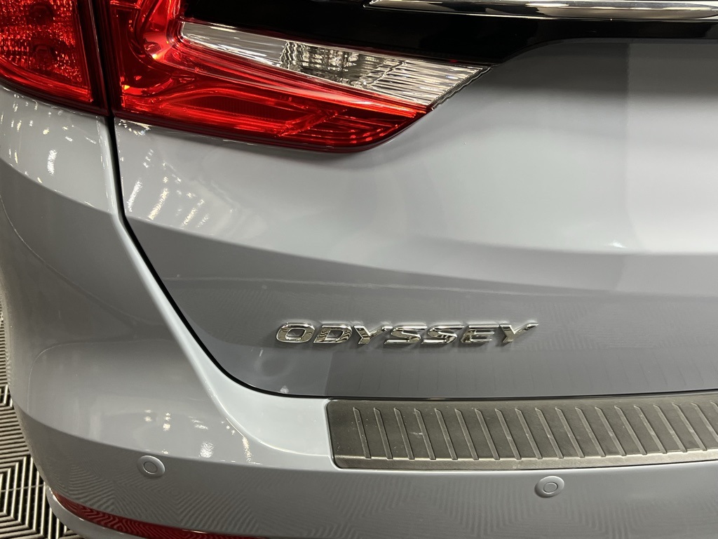 2024 Honda Odyssey Touring photo 26