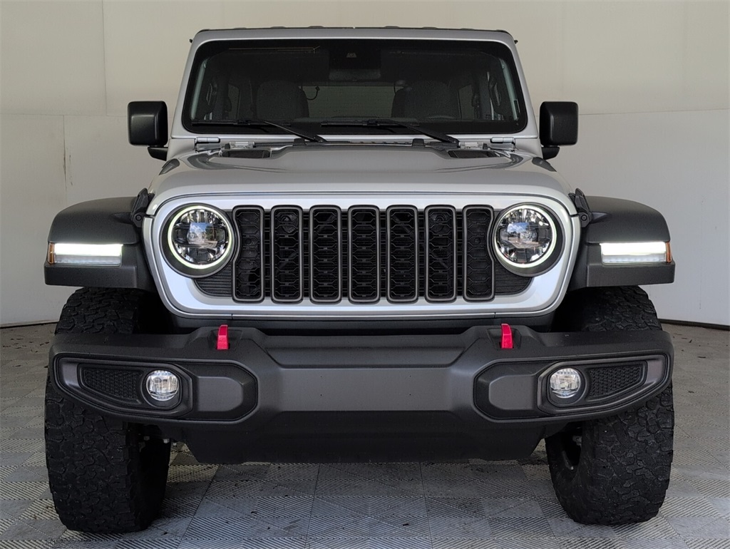 2024 Jeep Wrangler Rubicon photo 3